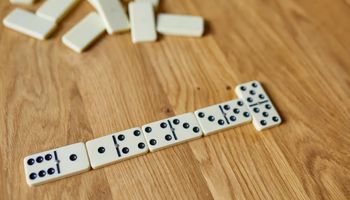 لعبة دومينو اون لاين