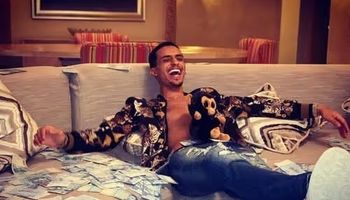 قصص العرب الرابحون والخاسرون في مواقع المراهنات