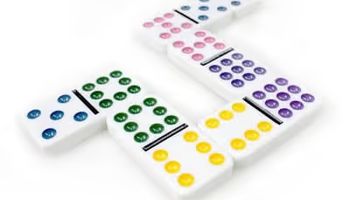 لعبة الدومينو اون لاين