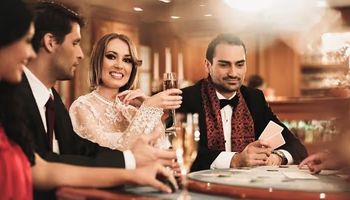 من يمكنه اللعب في الكازينو اون لاين؟