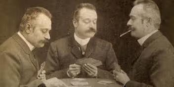 Jouer à la belote en ligne