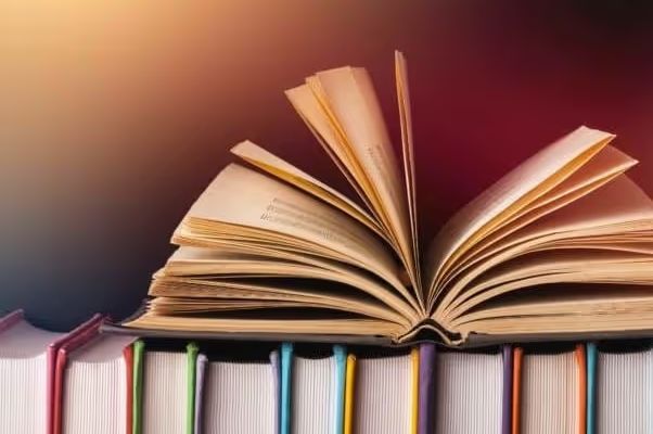 قائمة بأفضل كُتب المراهنات والعاب القمار