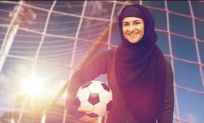 السعودية تطلق أول دوري كرة قدم للنساء