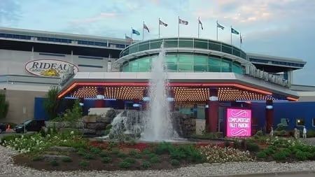 Ottawa casino Rideau Carleton Raceway 1